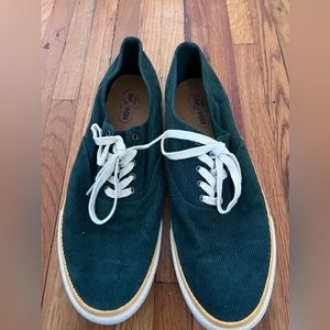 Men’s Green corduroy Sperry  top sider size 12